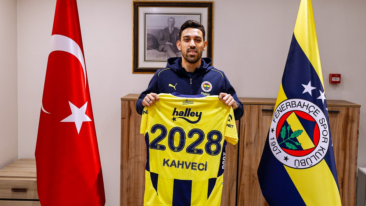 Fenerbahçe’de İrfan Can Kahveci gelişmesi! Sözleşmesi uzatıldı