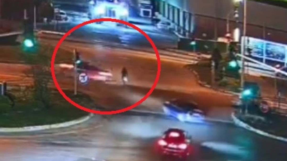 Giresun’da ışık ihlalı yapan otomobil sürücüsü, motosikletliye çarptı